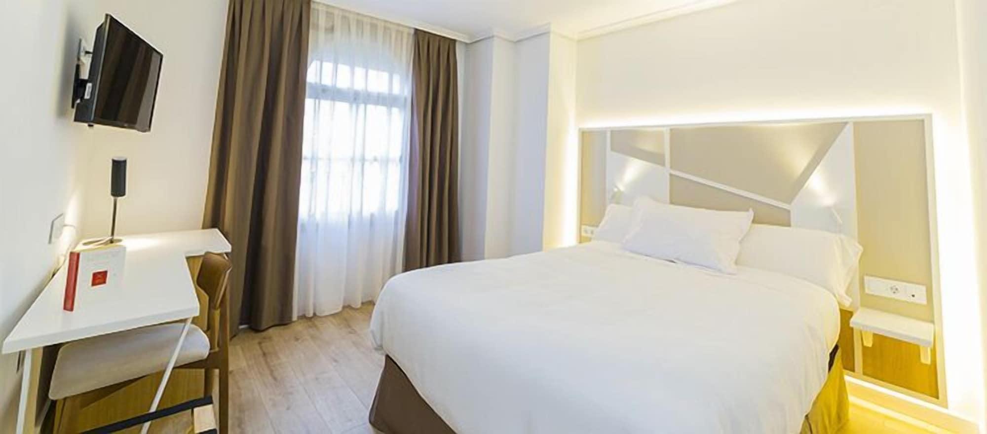 Hospedium Hotel Canitas Maite Gastronomico Casas-Ibanez Eksteriør billede