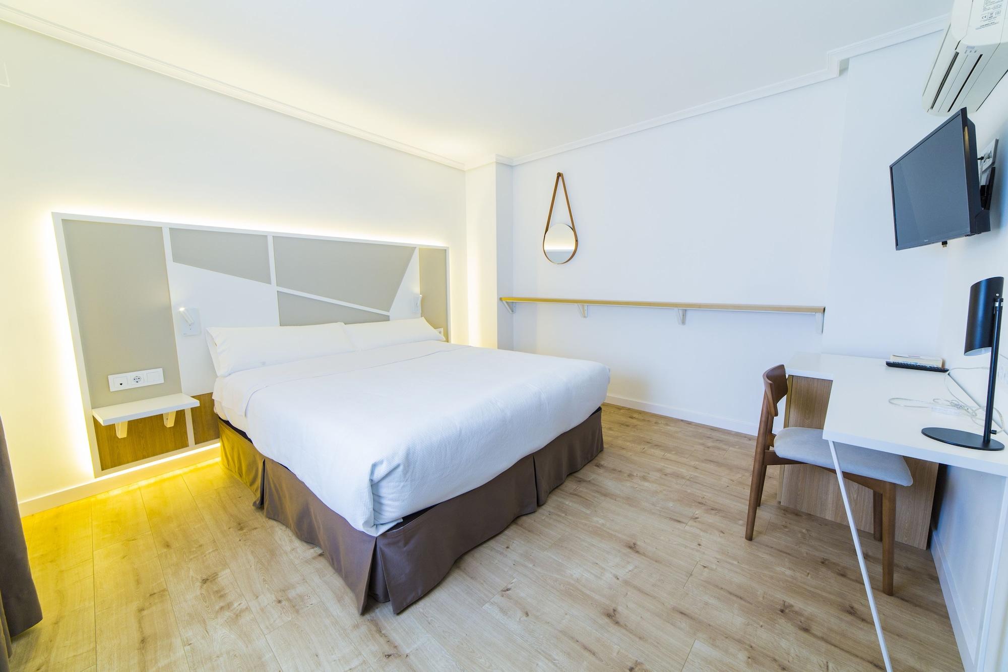 Hospedium Hotel Canitas Maite Gastronomico Casas-Ibanez Eksteriør billede