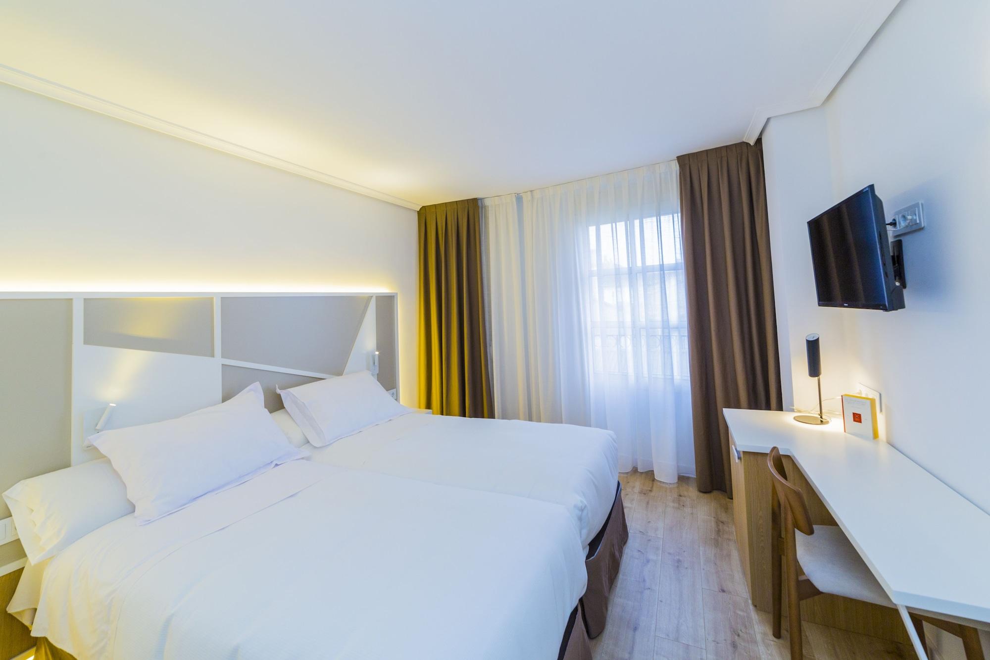 Hospedium Hotel Canitas Maite Gastronomico Casas-Ibanez Eksteriør billede