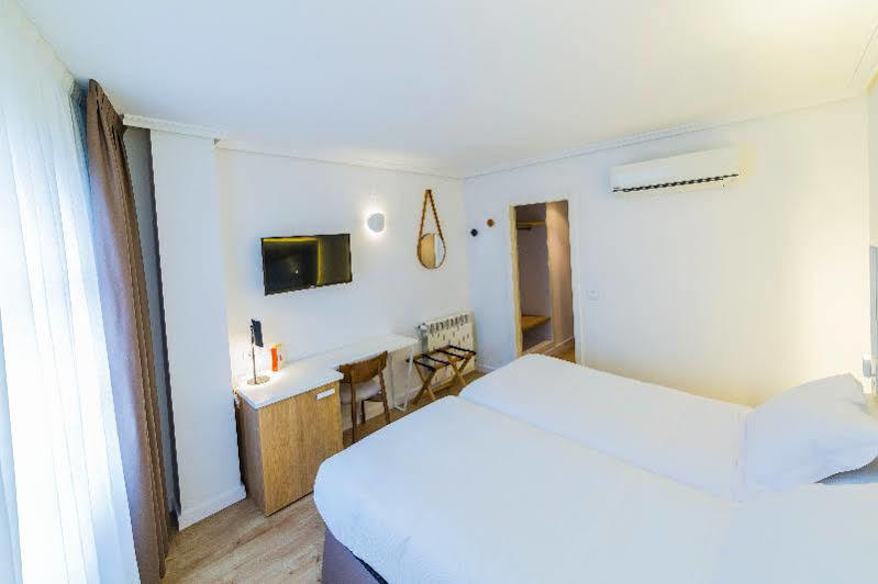 Hospedium Hotel Canitas Maite Gastronomico Casas-Ibanez Eksteriør billede